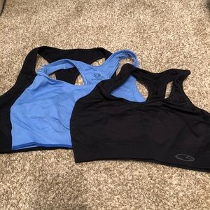 Lot of sports bra